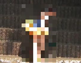 高画質　濡れ濡れ食い込むスクミ少女